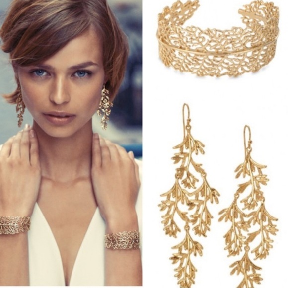 Stella & Dot Jewelry - :: Stella & Dot Grace Chandeliers Gold Earrings